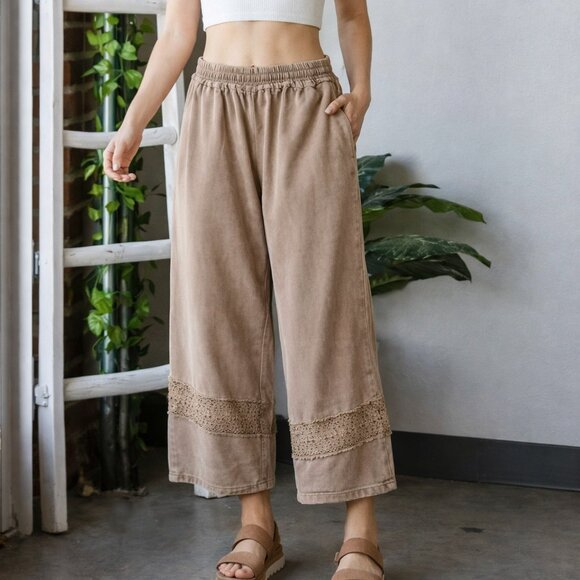 🆕Oli & Hali Mocha Relaxed Fit Pants – Elastic Waist Size Small - Picture 2 of 9
